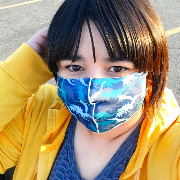 Meet your Posher!!! - Picture 1 of 3